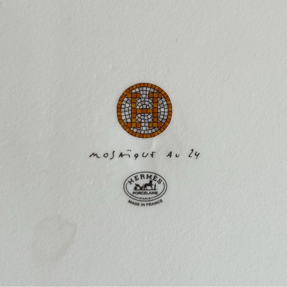 💥SOLD💥 HERMES Classic Petit Carré Mosaique 24 Square Monogram Dish / Plate - Picture 6 of 7